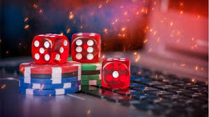 Online Gambling En Guide til Sikkerhed, Strategi og Underholdning Online Gambling En Guide til Sikkerhed, Strategi og Underholdning